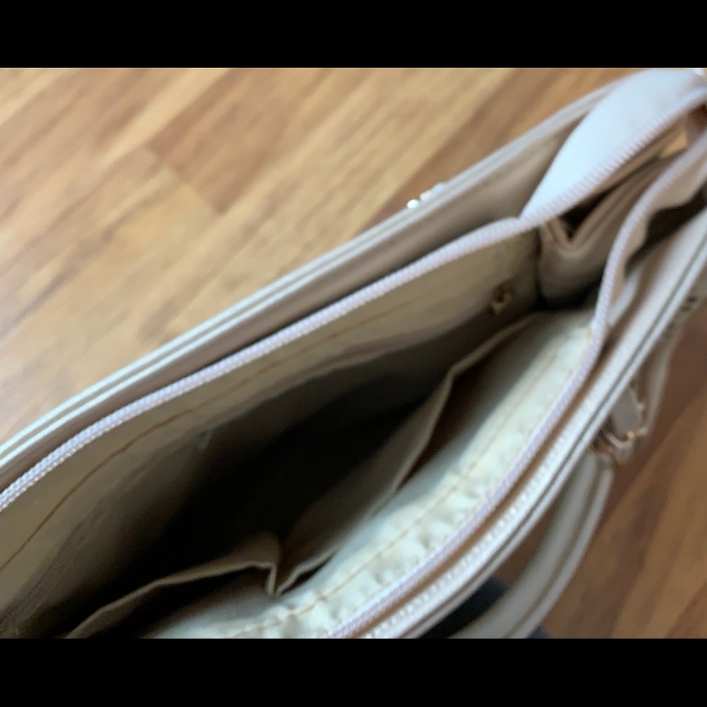 Hand bag - Picture 2 of 3